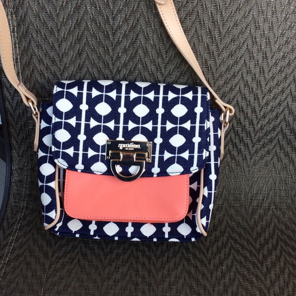 ❌SOLD❌ Spartina Linen and Leather Crossbody Bag - Picture 3 of 11